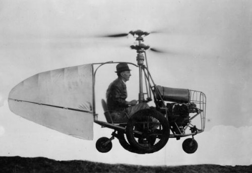 Jess Dixon in his flying automobile.jpg (19 KB)